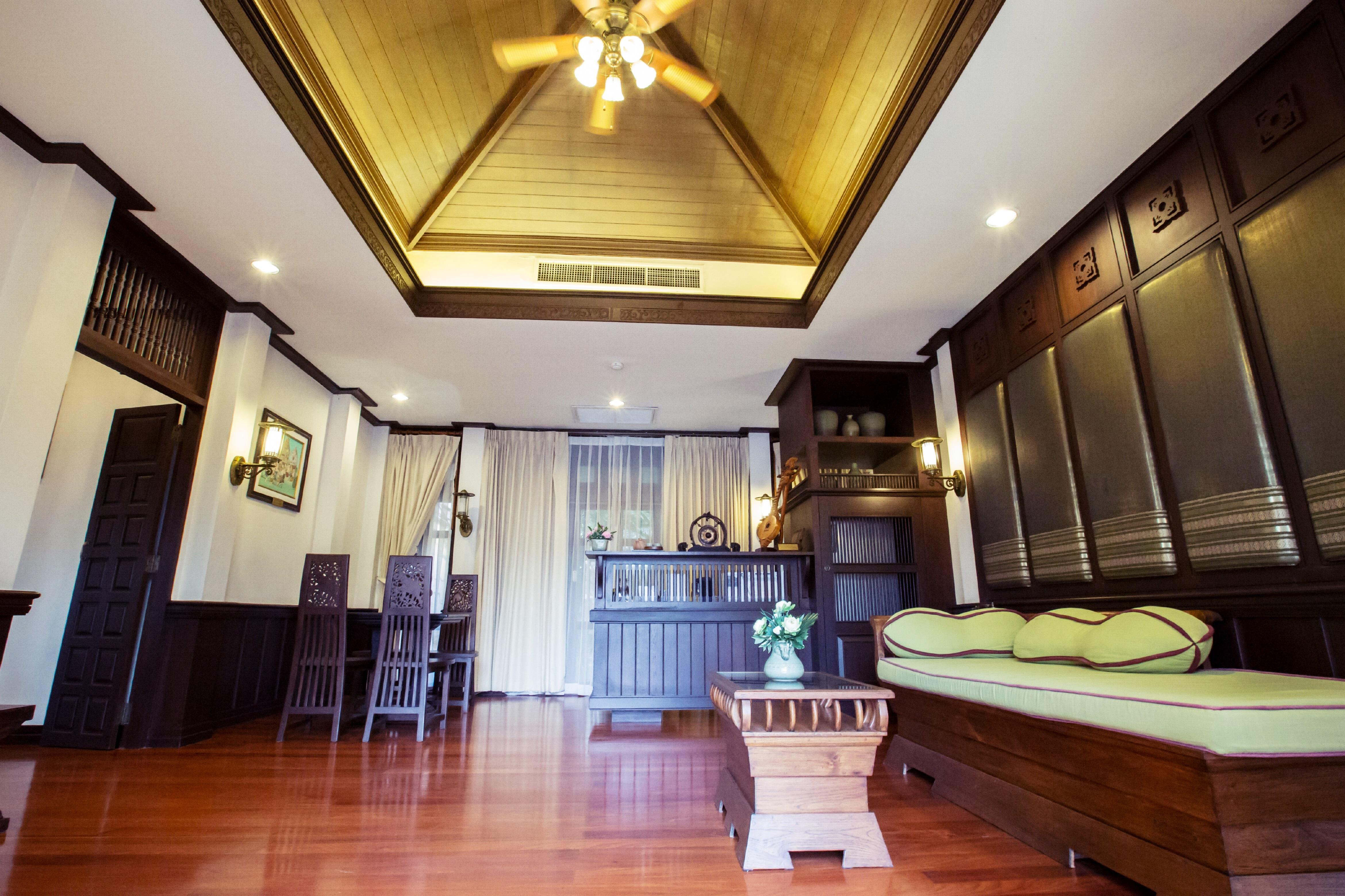 Wora Bura Hua Hin Resort & Spa Kültér fotó A room at the hotel
